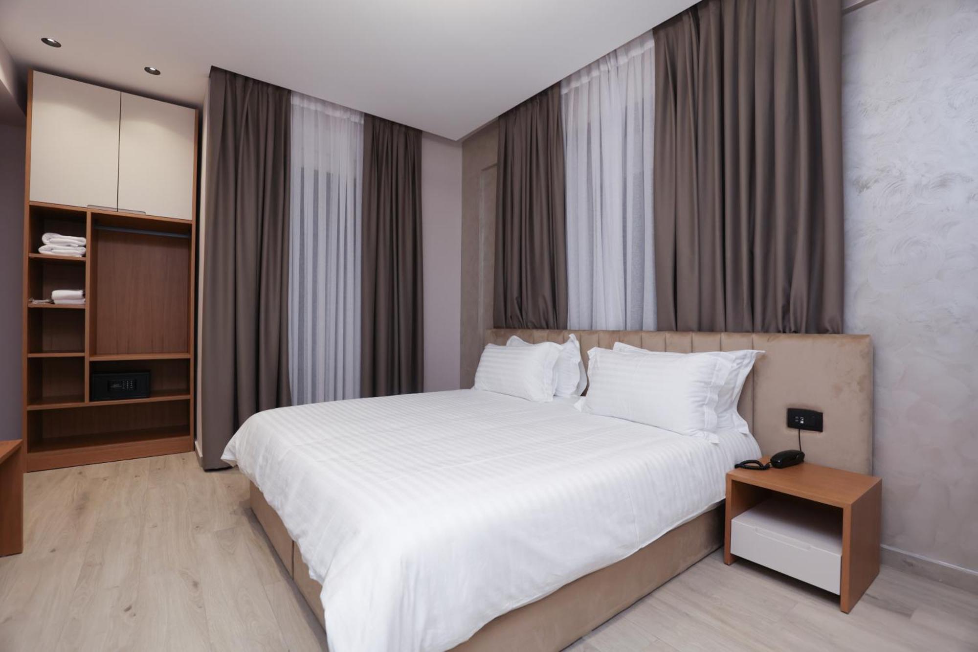 Residence Inn Hotel Tirana Bagian luar foto