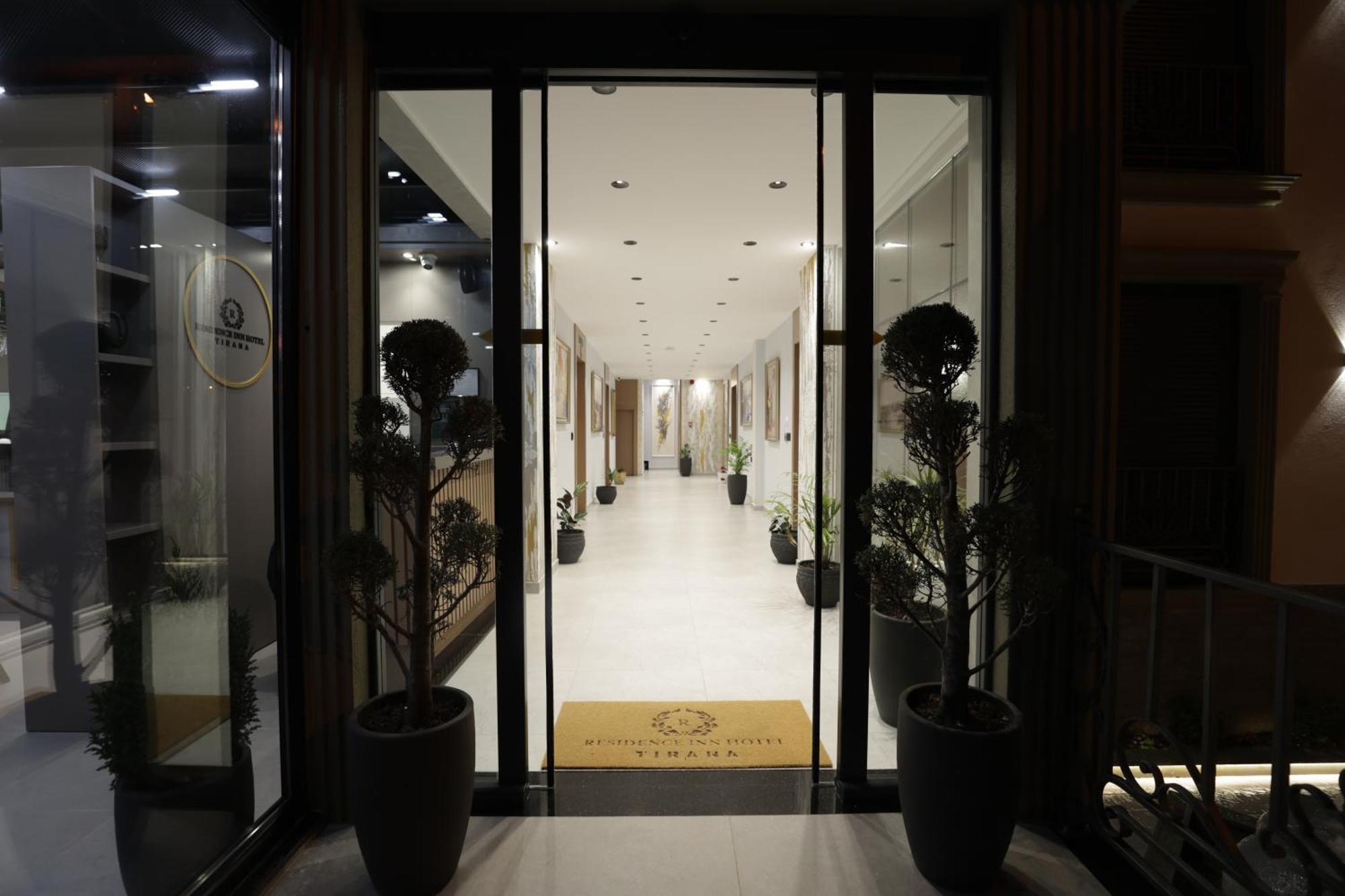 Residence Inn Hotel Tirana Bagian luar foto