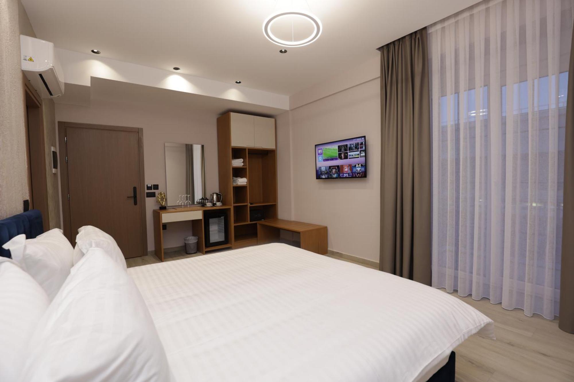 Residence Inn Hotel Tirana Bagian luar foto