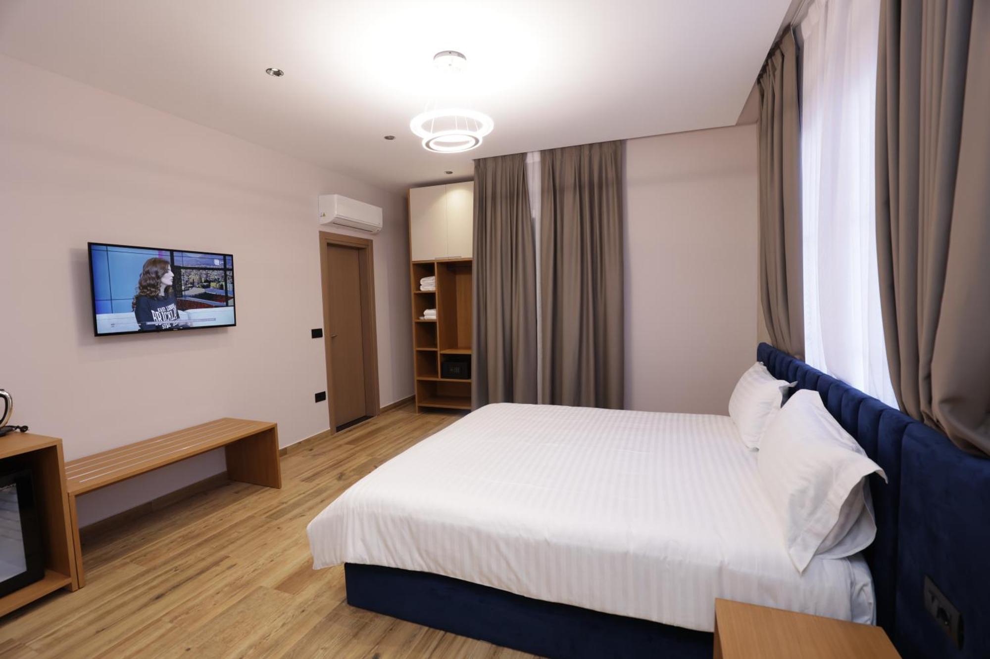 Residence Inn Hotel Tirana Bagian luar foto