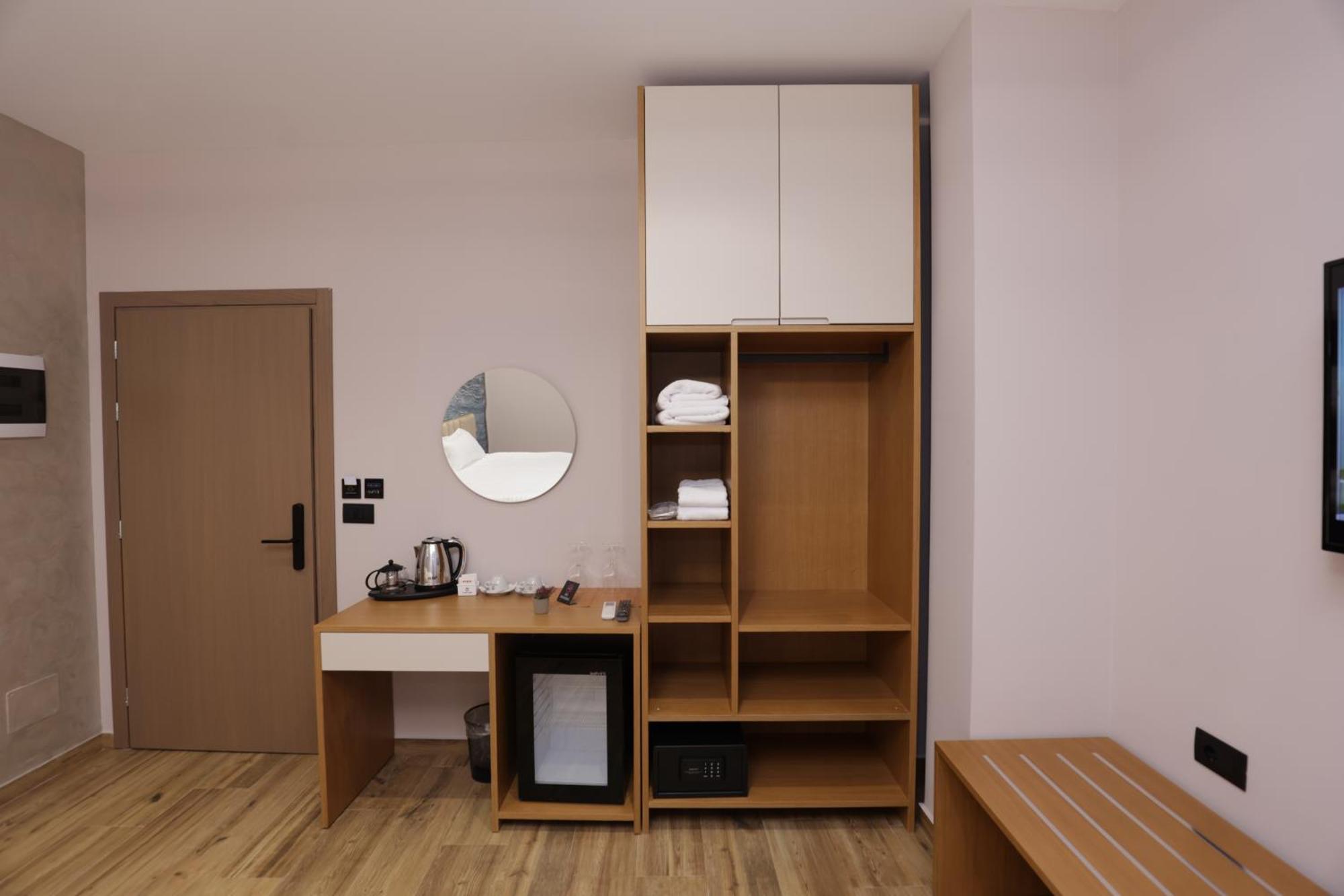 Residence Inn Hotel Tirana Bagian luar foto